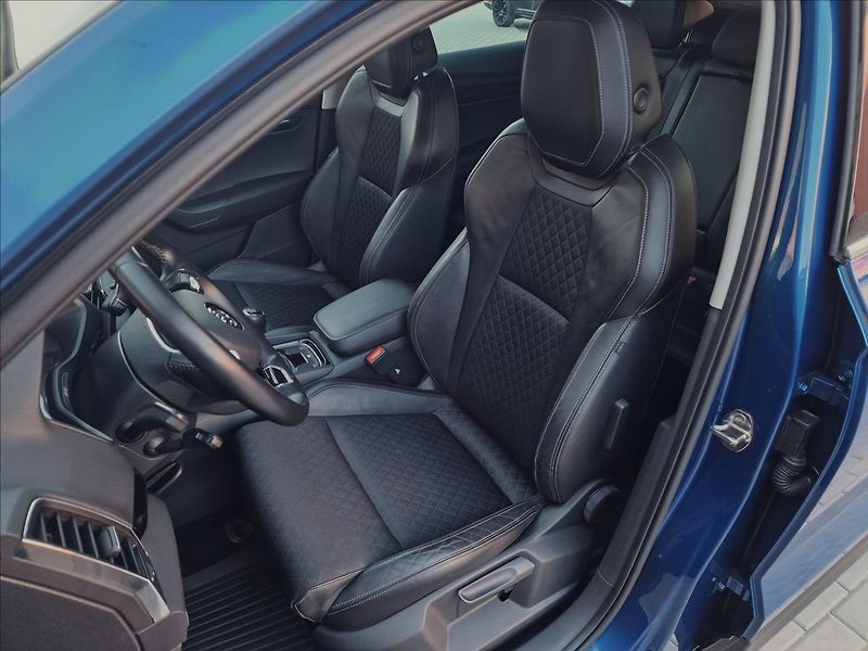 Škoda Karoq 2.0TDI Style, původ ČR,1.Maj. - fotka 36 z 50