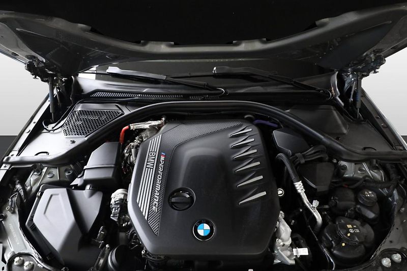 BMW Řada 3 M340d xDrive Sedan - fotka 9 z 26