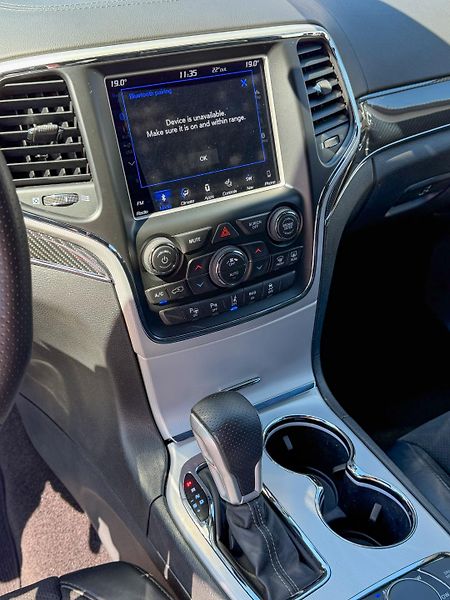 Jeep Grand Cherokee (2018) SRT 6.4 hemi V8 - fotka 17 z 20