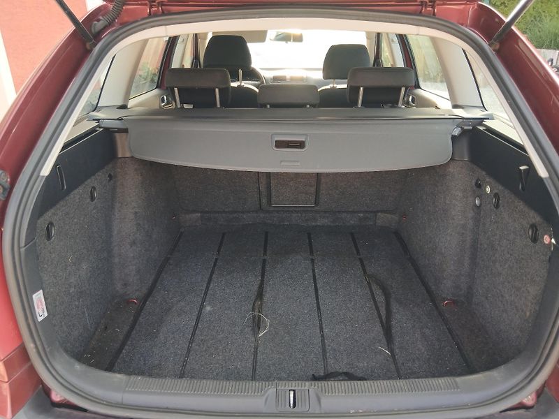 Škoda Octavia 2.0 TDi 4x4 - fotka 13 z 36