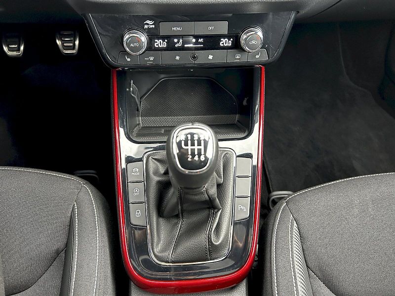 Škoda Fabia (2025) 1.0 TSI 85kW MP6 Monte Carlo - fotka 22 z 35