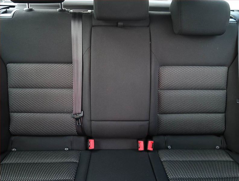 Škoda Octavia (2011) Scout 2.0 TDI, 4X4, Navi - fotka 10 z 19
