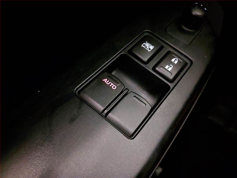 Suzuki Swift (2015) 1.2 - fotka 14 z 14