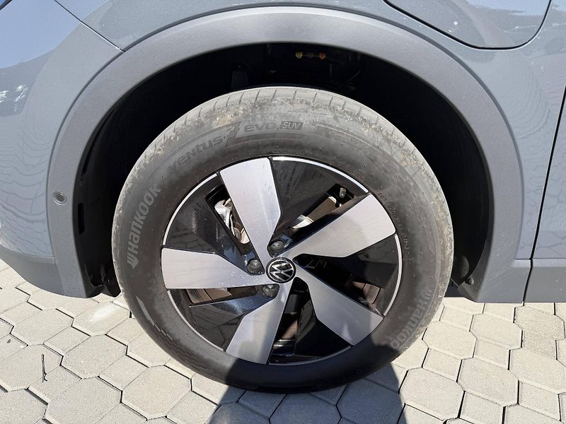 Volkswagen Tiguan (2025) People PHEV 19,7kWh  1,5TSi - fotka 11 z 25
