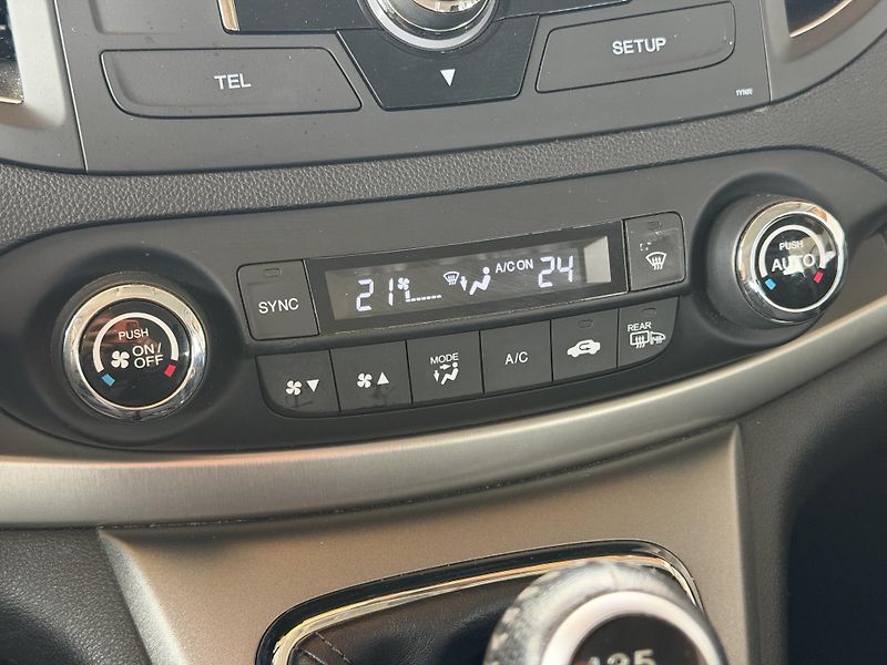 Honda CR-V 1.6I DTEC Elegance  - fotka 12 z 23
