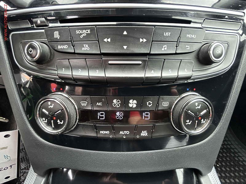 Peugeot 508 (2014) 2.0 HDI, servis.kniha - fotka 14 z 19