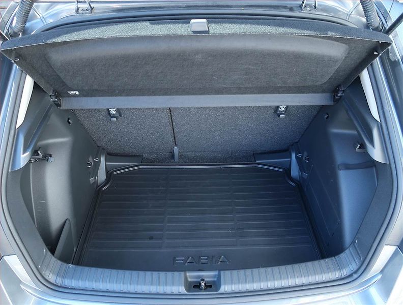 Škoda Fabia (2025) Top Selection 1.0 TSI - fotka 14 z 18