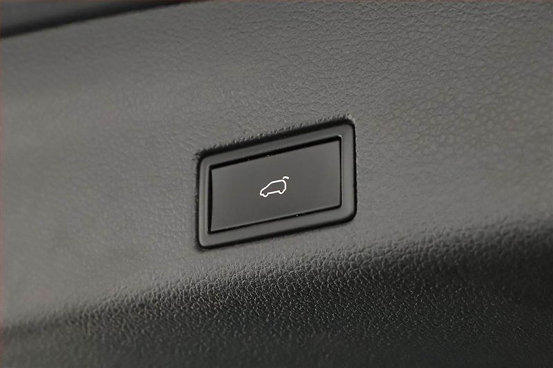 Volkswagen Sharan (2019) 2.0 TDI BMT, Automat, 7 míst - fotka 22 z 24