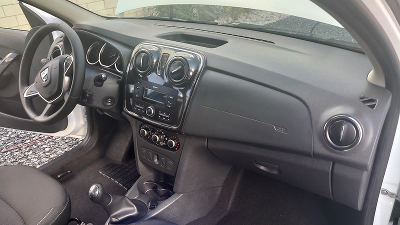 Dacia Logan (2019) - fotka 8 z 8