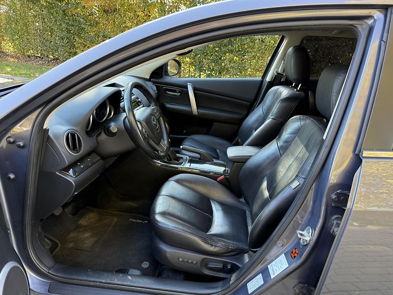 Mazda 6 2.5 Exclusive - fotka 19 z 33