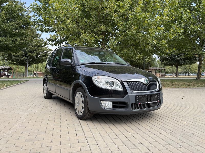 Škoda Roomster 1.6 Scout Plus Edition - fotka 15 z 32