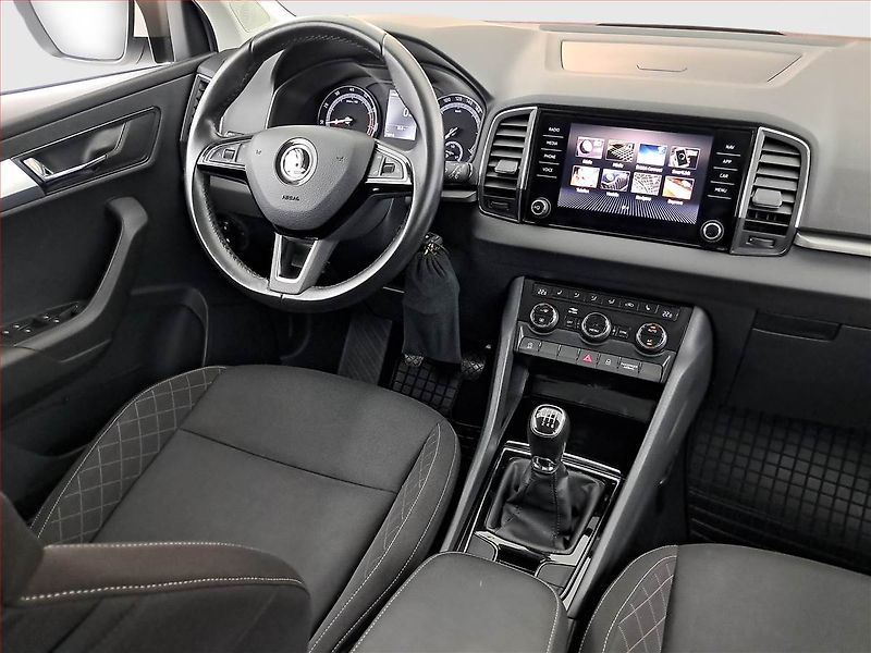 Škoda Karoq (2017) Ambition 1.0 TSI, Serv.kniha - fotka 7 z 20