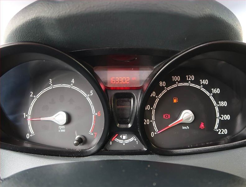 Ford Fiesta (2011) 1.25, po STK, jezdí výborně - fotka 11 z 17