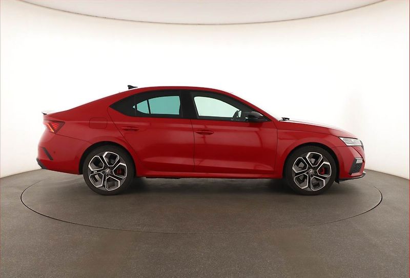 Škoda Octavia (2021) RS 1.4 TSI iV - fotka 6 z 20