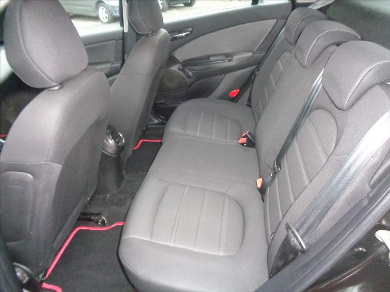 Fiat Bravo 1,3 - fotka 9 z 17