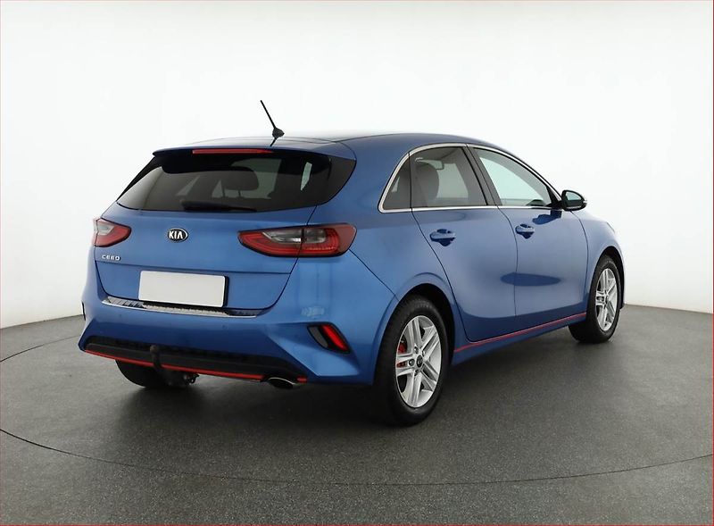 Kia Ceed (2019) 1.4 CVVT, ČR,1.maj, Serv.kniha - fotka 5 z 15