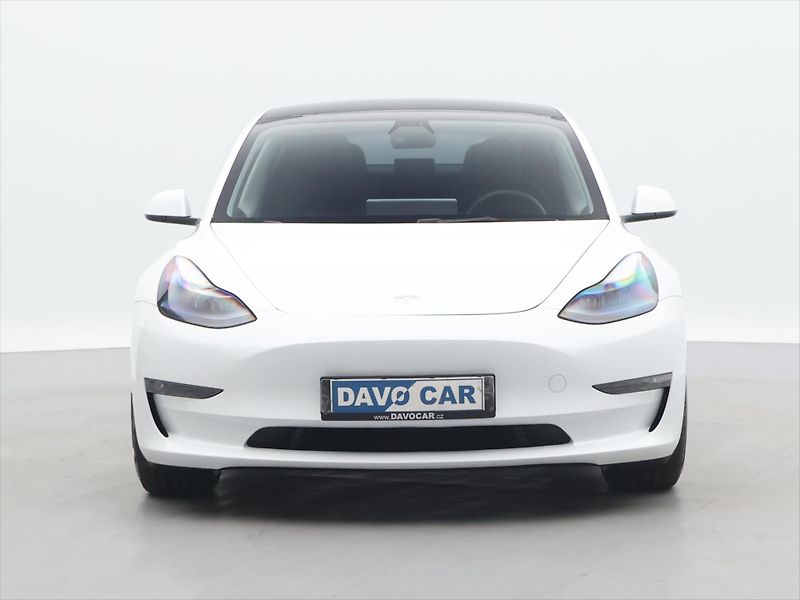 Tesla Model 3 LR 4WD Performance SOH 99% - fotka 2 z 28