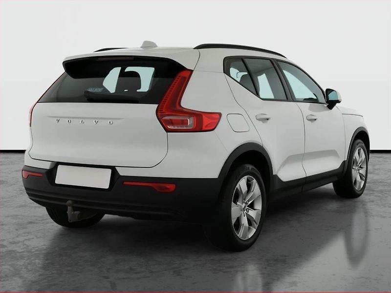Volvo XC40 (2018) T3 - fotka 5 z 15
