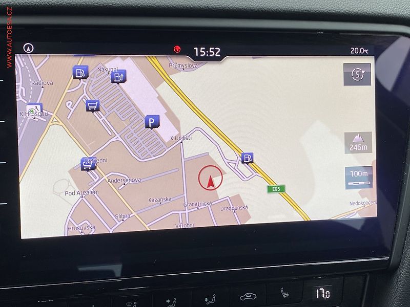 Škoda Octavia (2019) 1.6 TDi, Style, DSG, navi - fotka 17 z 18