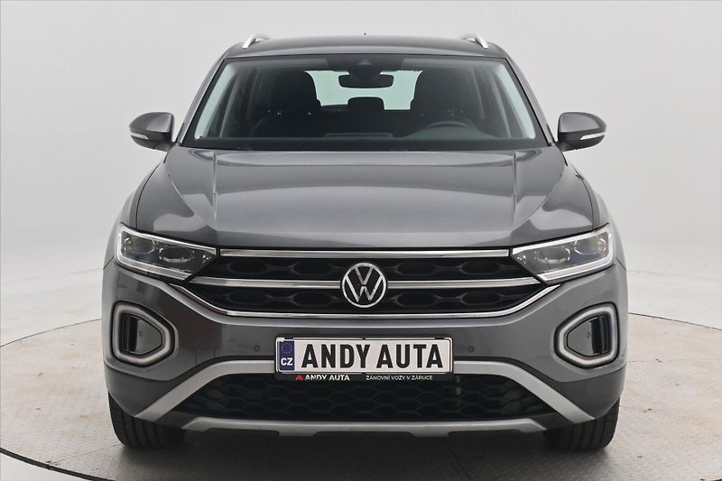 Volkswagen T-Roc 2,0 TDI 110kW DSG Style Záruka - fotka 2 z 31