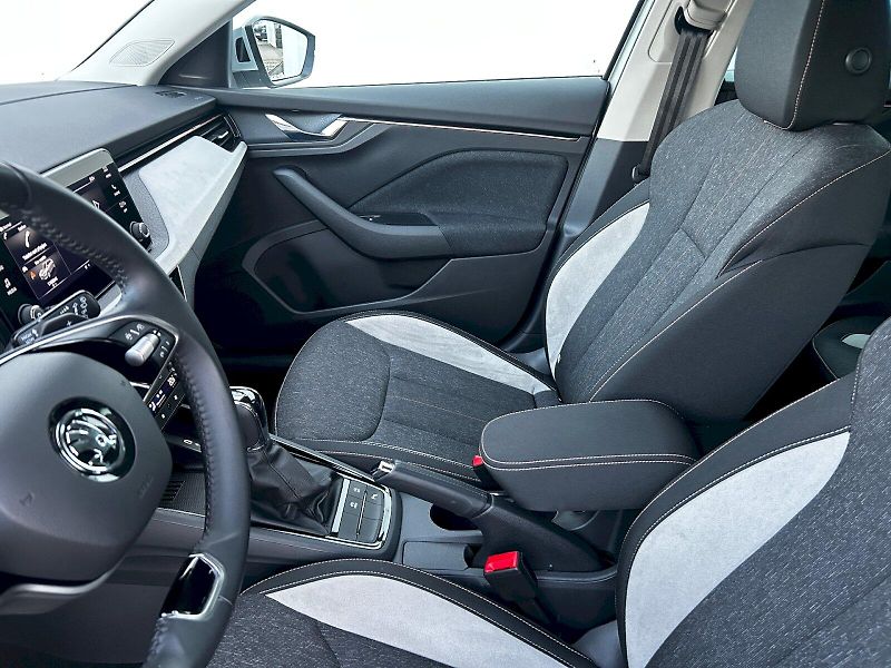 Škoda Scala (2024) 1.0 TSI 85kW DSG Top Selection - fotka 27 z 35