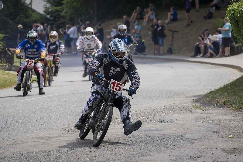 První červencová sobota byla v Rychtářově ve znamení mopedů. Moped rallye ho ovládla s čtyřiadvacátým ročníkem.