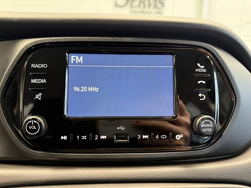 Fiat Tipo (2025) Sedan 1.6 MultiJet 130k MAN6 B - fotka 10 z 22