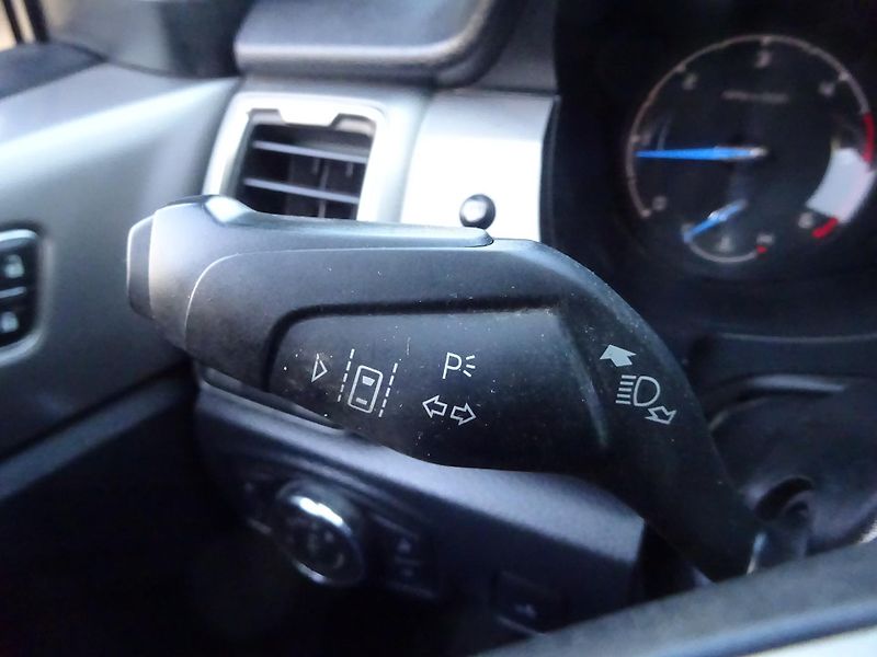 Ford Ranger XLT - fotka 15 z 35