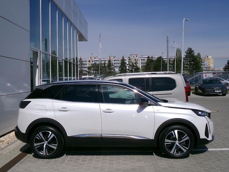 Peugeot 3008 GT 1.5 BlueHDi 96kW AT8 - fotka 10 z 14