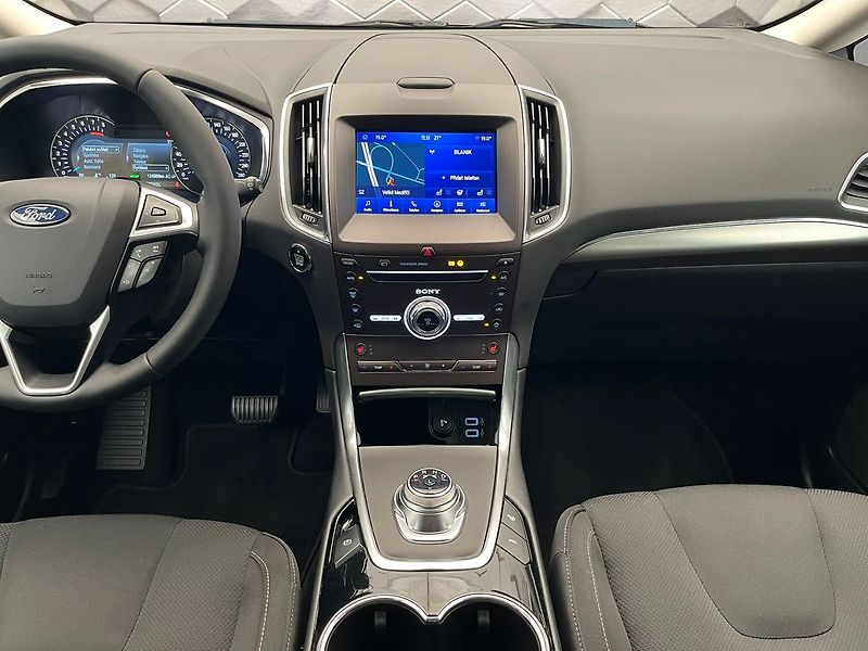 Ford S-MAX 2,5 HEV Titan. 7 míst ZAMLUVEN - fotka 10 z 65