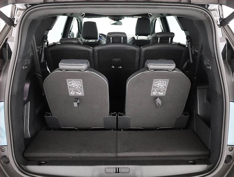 Peugeot 5008 (2019) GT Line 1.5 BlueHDi, Automat - fotka 18 z 19