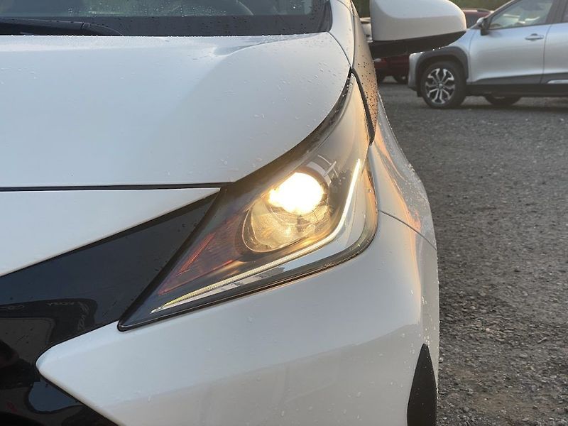 Toyota Aygo 1.0i, ČR-1m, X-Play Style - fotka 7 z 14