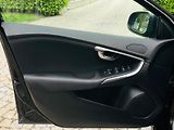Volvo V40 2.0D3 5VÁLEC MANUÁL 1MAJITEL - náhled 29
