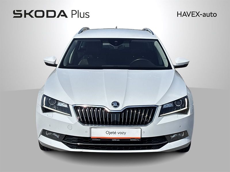 Škoda Superb (2016) Combi 2.0 TDI DSG Style + - fotka 4 z 37