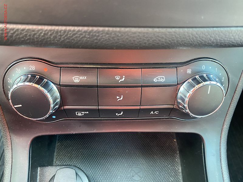 Mercedes-Benz Třídy B (2012) 1.6 i B180, Navi, kamera - fotka 15 z 18