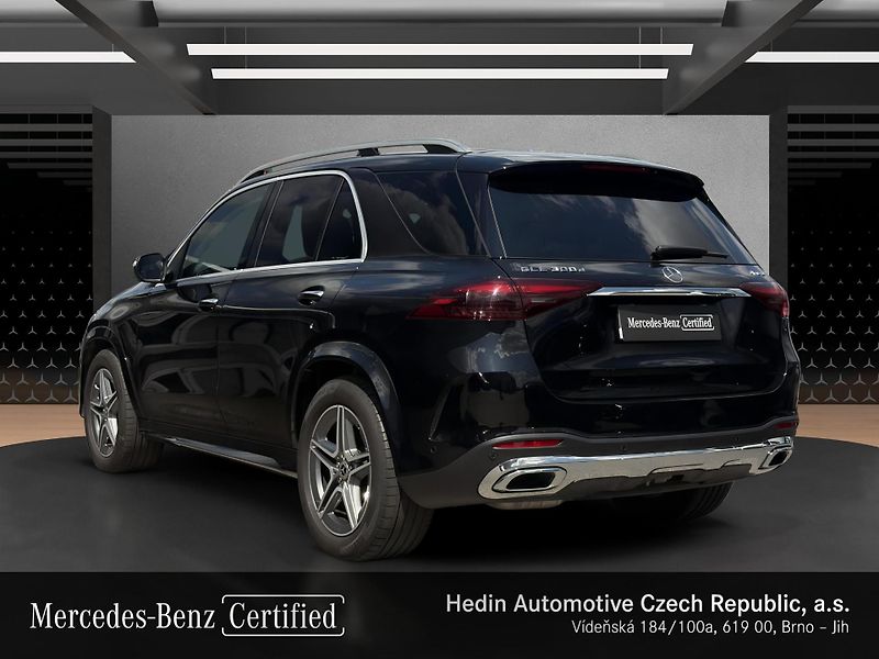 Mercedes-Benz GLE (2025) 300 d 4M - fotka 3 z 29