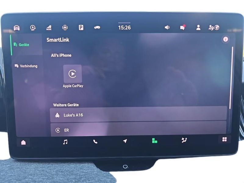 Škoda Superb TDI DCC Kamera ACC - fotka 19 z 21