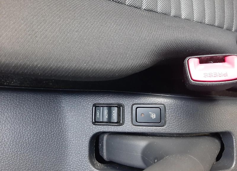 Suzuki SX4 (2010) Suzuki SX4, 1,6 4x4 r.v. 2010  - fotka 15 z 30