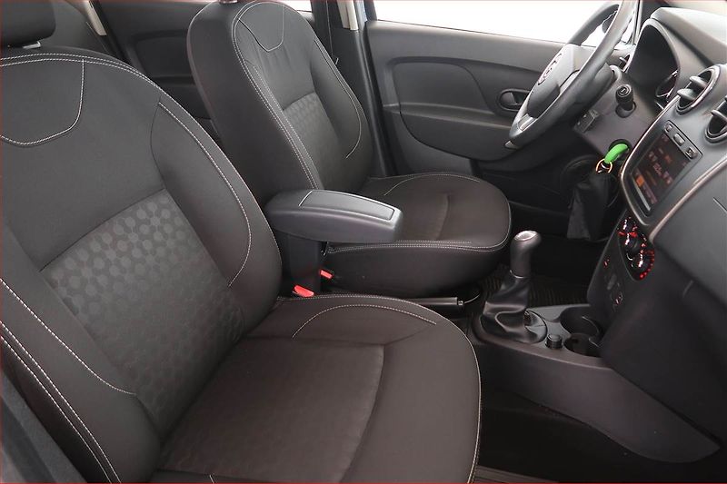Dacia Sandero (2013) 1.2 16V, nová STK, servisované - fotka 9 z 13