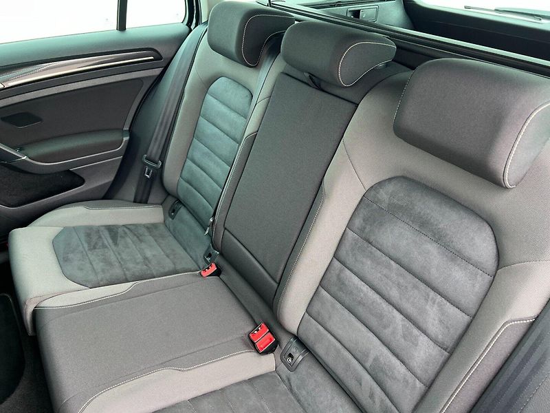Volkswagen Golf (2015) VII 1.4TSI Highline! Tažné! - fotka 19 z 37