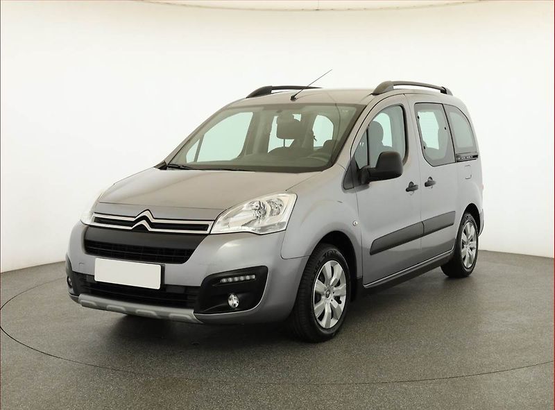 Citroën Berlingo (2017) XTR 1.6 BlueHDi, 5Míst, ČR - fotka 2 z 15