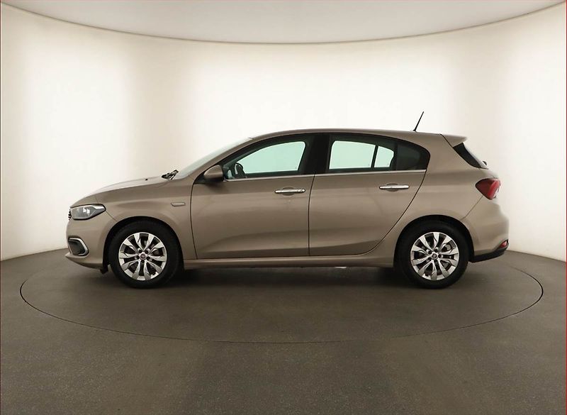 Fiat Tipo (2019) 1.4 T-Jet, Serv.kniha - fotka 3 z 13