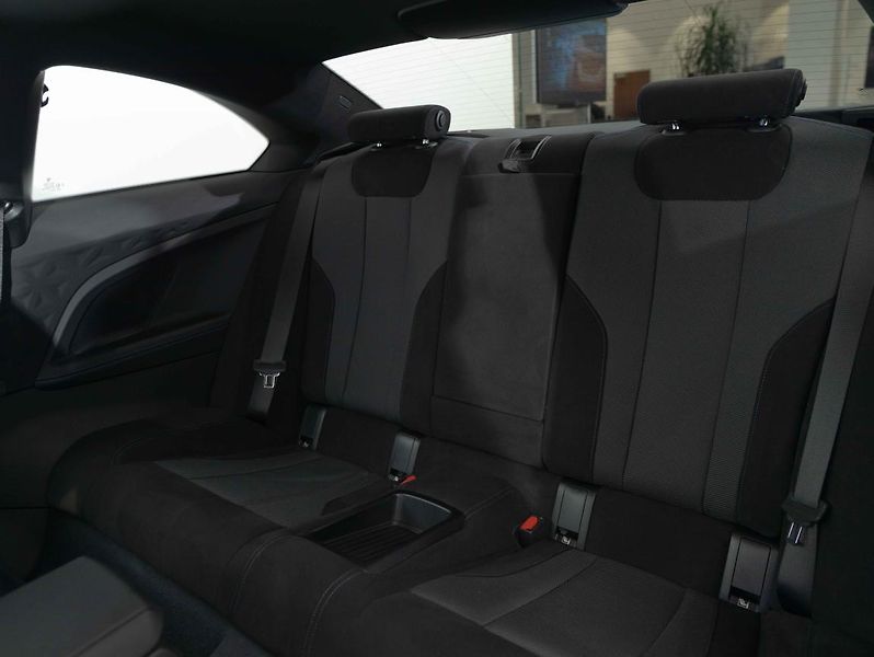 BMW Řada 2 M240i xDrive Coupé - fotka 21 z 21