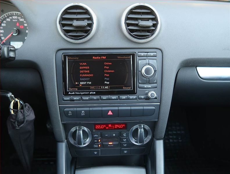 Audi A3 (2011) 2.0 TDI, 4X4, Navi - fotka 12 z 16