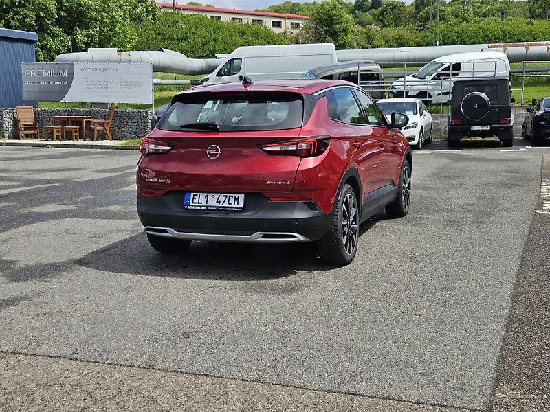 Opel Grandland X (2020) Plug-In Hybrid 200 4x4 EAT8 - fotka 5 z 31