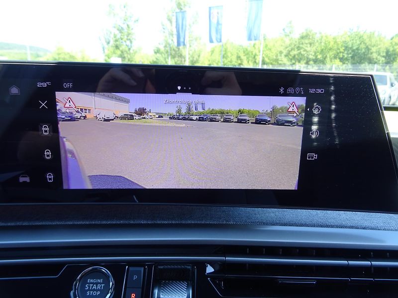 Peugeot 3008 (2026) BUSINESS Hybrid 145k e-DCS6 - fotka 32 z 49