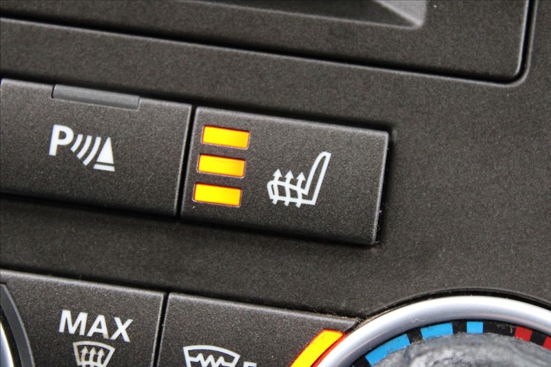 Land Rover Range Rover Sport 3,0 TDV6  ČR,A/T,4x4,DPH,HSE - fotka 17 z 46