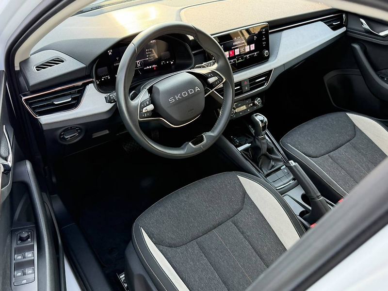 Škoda Scala Top Selection 1,0 TSI 85 kW 7° - fotka 7 z 34