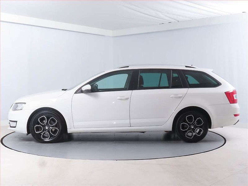 Škoda Octavia (2016) Ambition 2.0 TDI, Automat - fotka 3 z 16