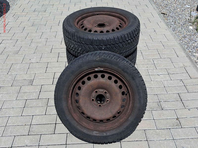 Ford Grand C-MAX (2016) 1.5 EB, 1.maj,ČR, servis - fotka 20 z 21